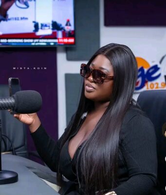 When it comes to love and marriage, many men quietly admire female celebrities from a distance but never dare to step closer. (Sista Afia)